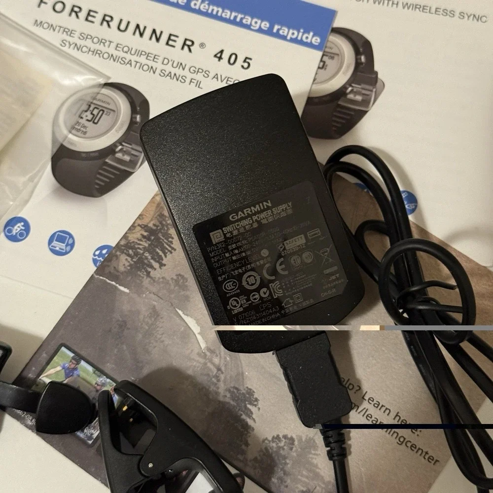 Garmin Forerunner  405  GPS Watch with Heart Rate Monitor OPEN BOX *BAND BROKEN